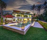 Villa Paletu, Villa de nuit