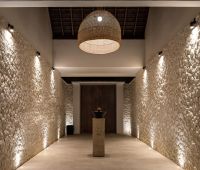 Вилла Gendang, Вход